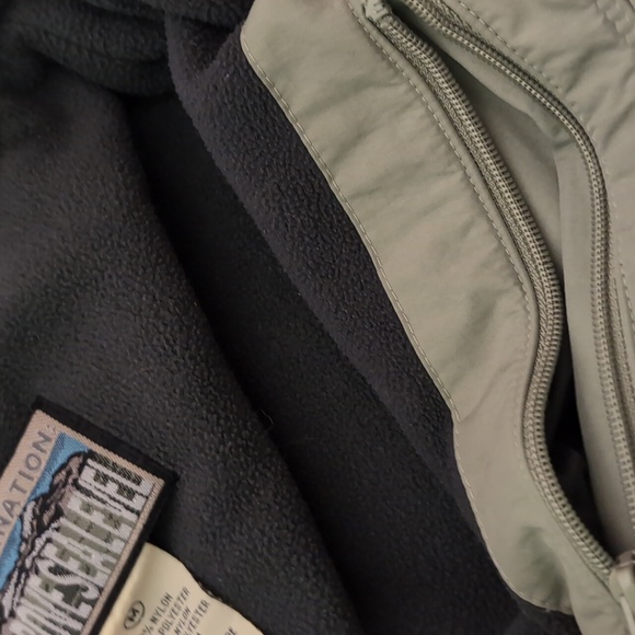 Men's Cabela's khaki full zip coat size medium - Picture 7 of 10